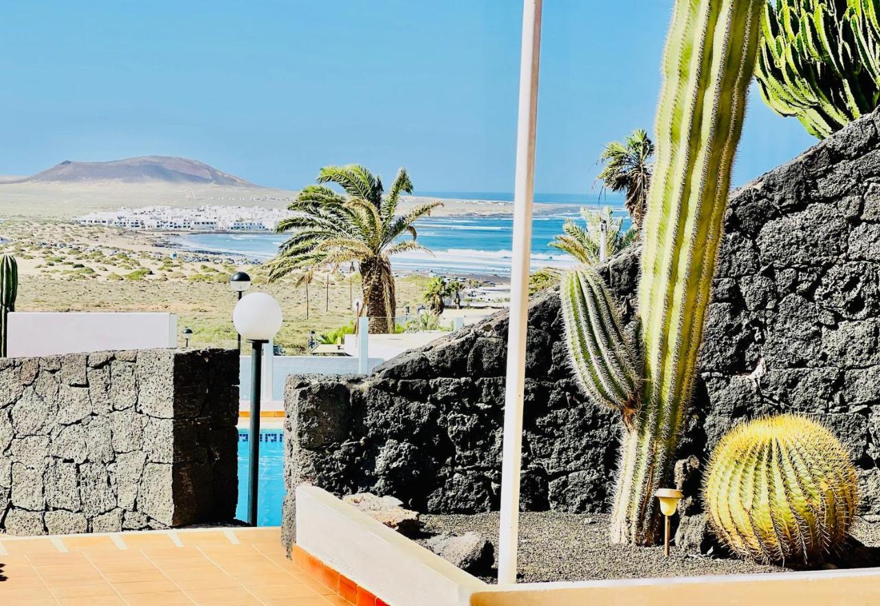 Canaryislandshost I Marquesa Famara Buitenkant foto