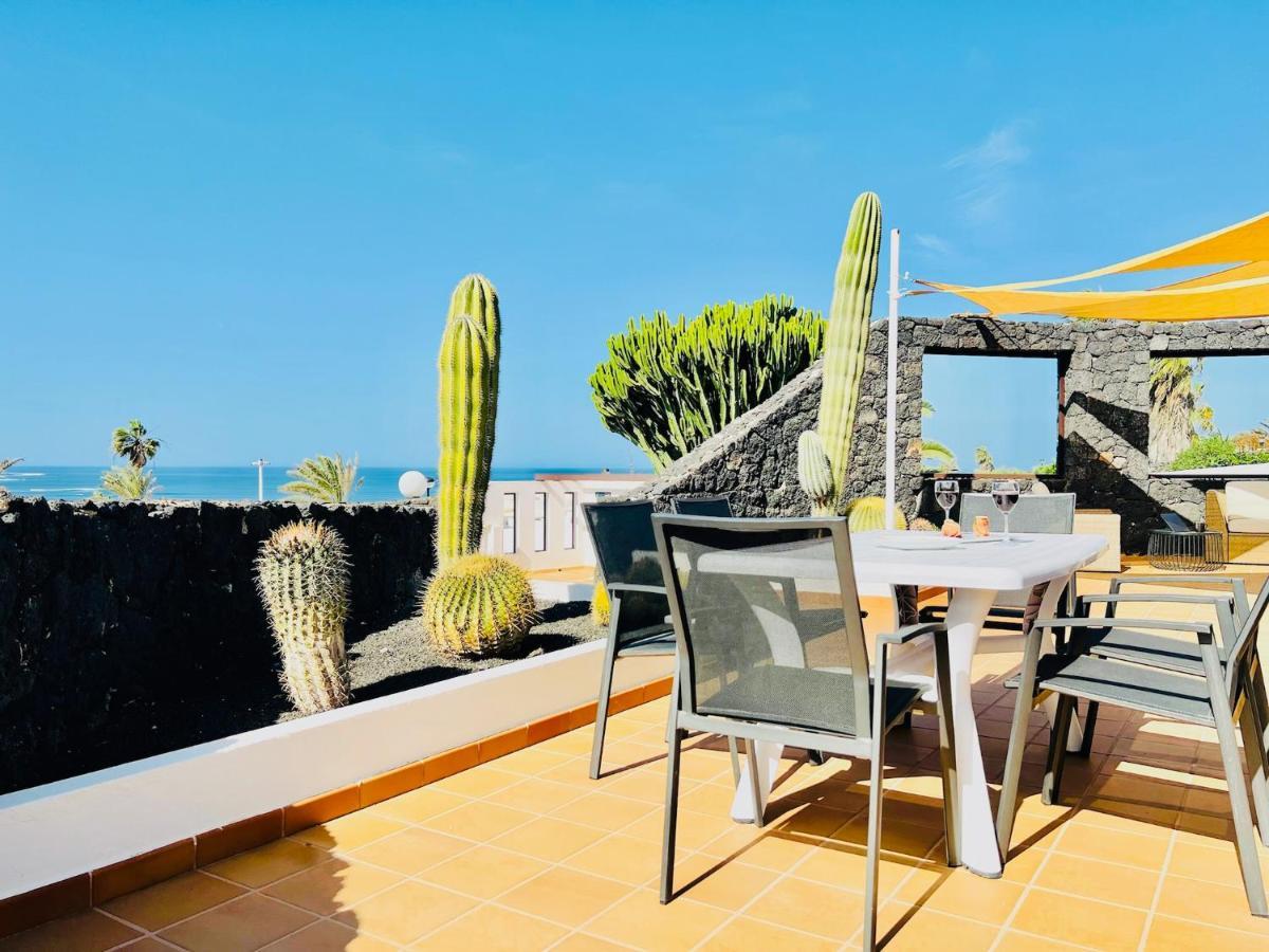 Canaryislandshost I Marquesa Famara Buitenkant foto